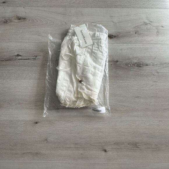 Heartloom Benly Set (Shorts‎ only) Paper XS NWT IN PACKAGING - Picture 3 of 6